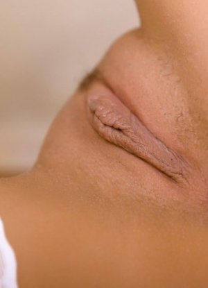 Приятные и упругие пизденки крупно картинка 22